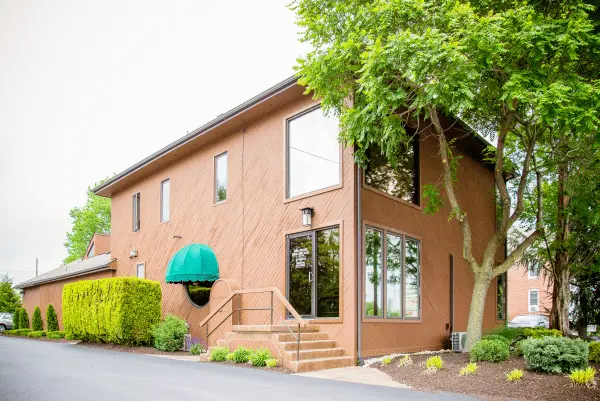 HD-Ortho-contact-office-west