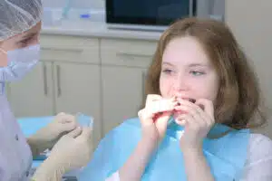 Can You Eat With Invisalign?